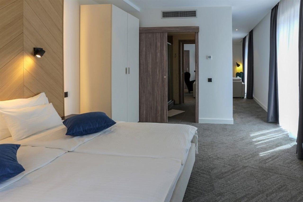 Hotel Mir ズラティボール エクステリア 写真